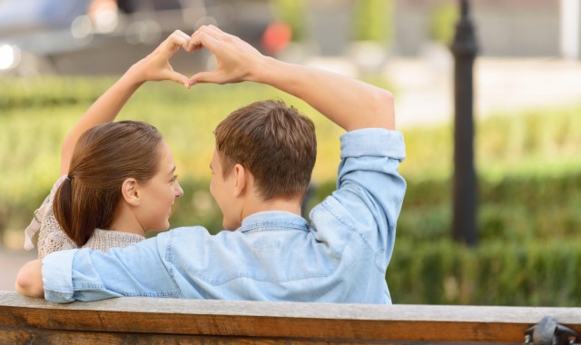  中国“飞鲨”首飞成功16周年，一起回顾那些高燃瞬间