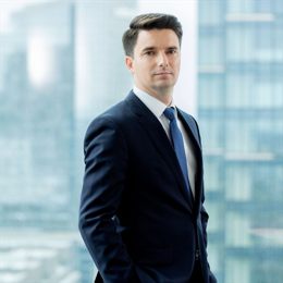  全球最大对冲基金看好日本银行股 预期政策利率向1%迈进